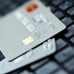 Krav for å få kredittkort og drivstoffkort